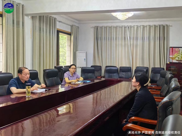 春意盎然 高铁加压站花海绽放